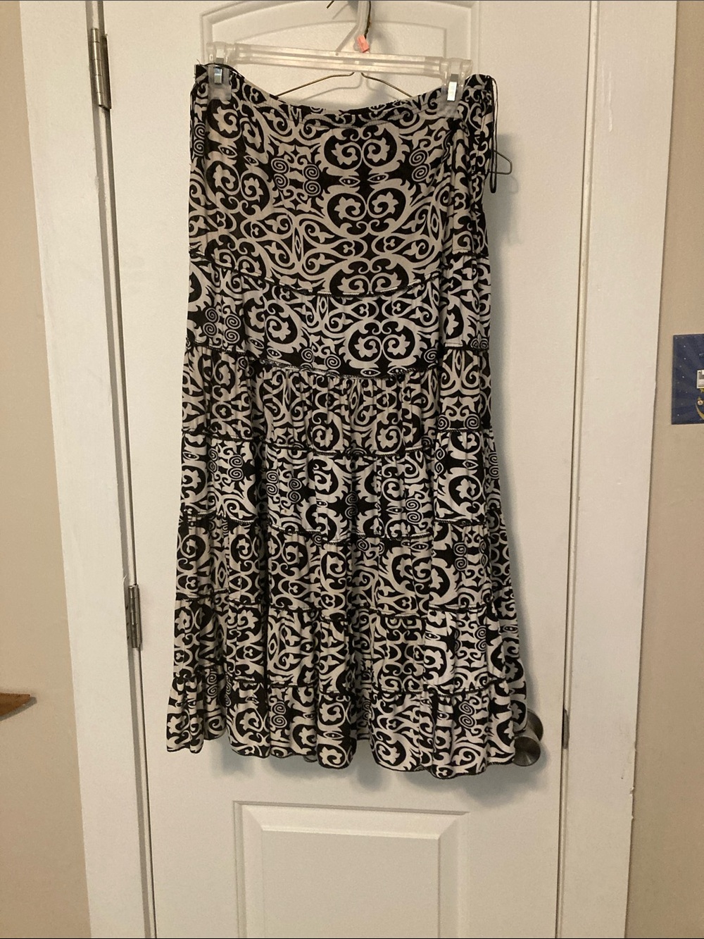 Metro Wear Black and White Ornate Printed Maxi Skirt